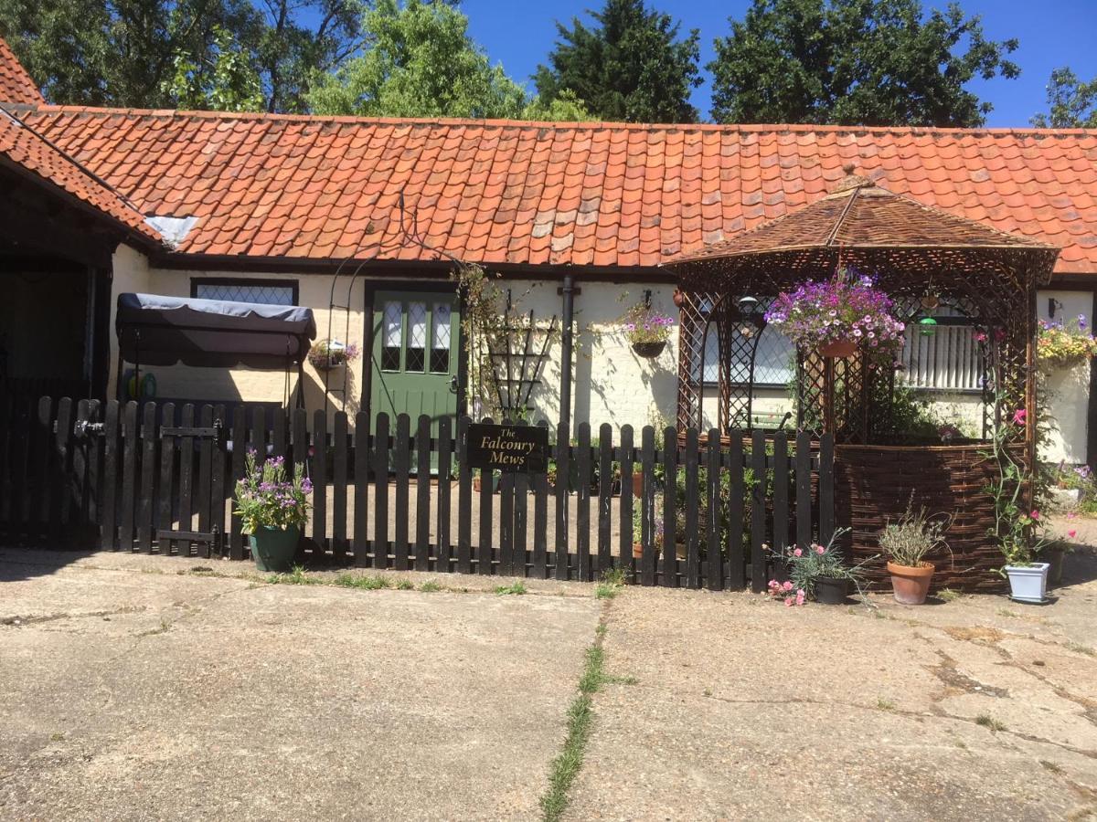 Valley Farmhouse, Westhall Redisham Bagian luar foto