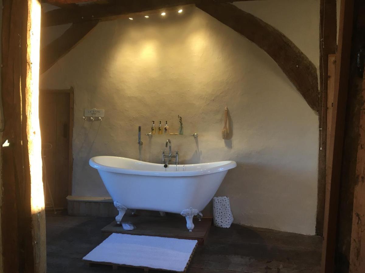 Valley Farmhouse, Westhall Redisham Bagian luar foto
