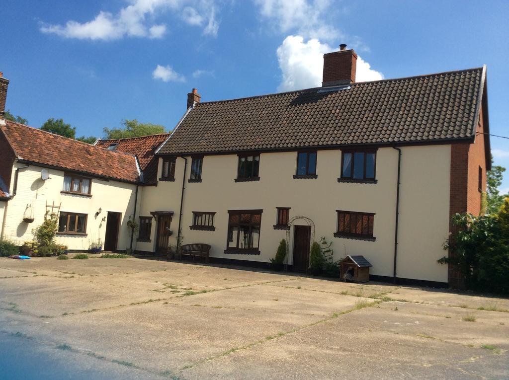 Valley Farmhouse, Westhall Redisham Bagian luar foto