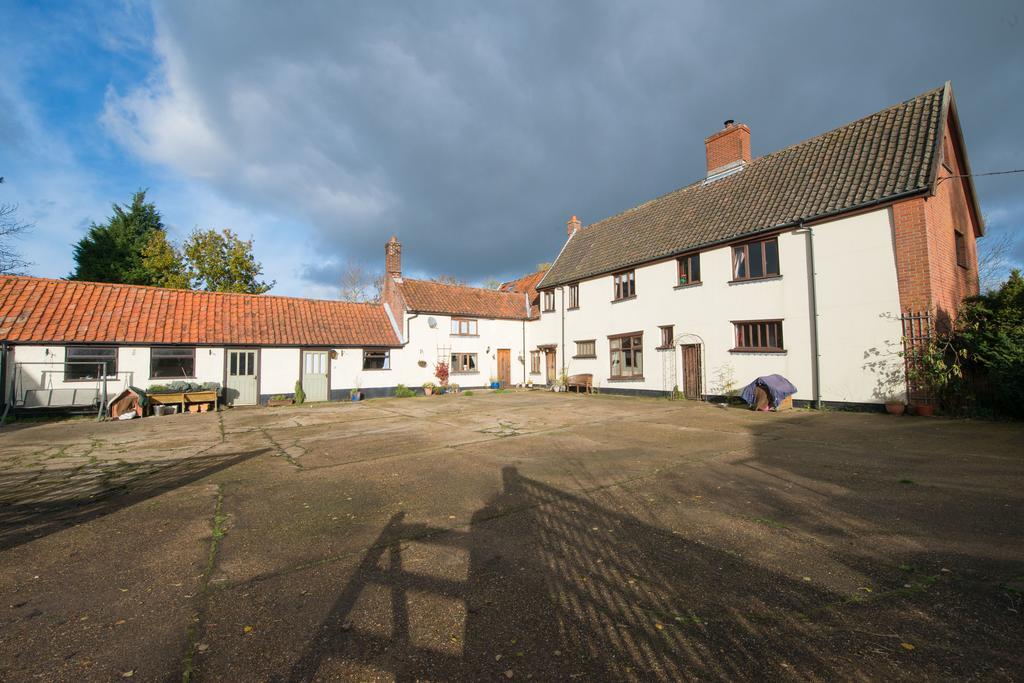 Valley Farmhouse, Westhall Redisham Bagian luar foto