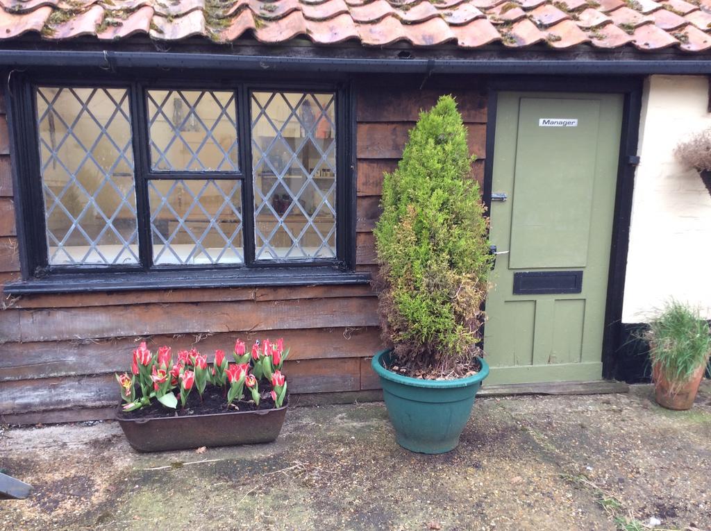 Valley Farmhouse, Westhall Redisham Bagian luar foto